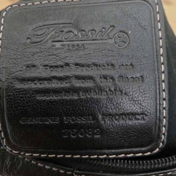 Vintage Fossil Black Leather Crossbody Shoulder Bag – Style 73082 - Picture 6 of 6